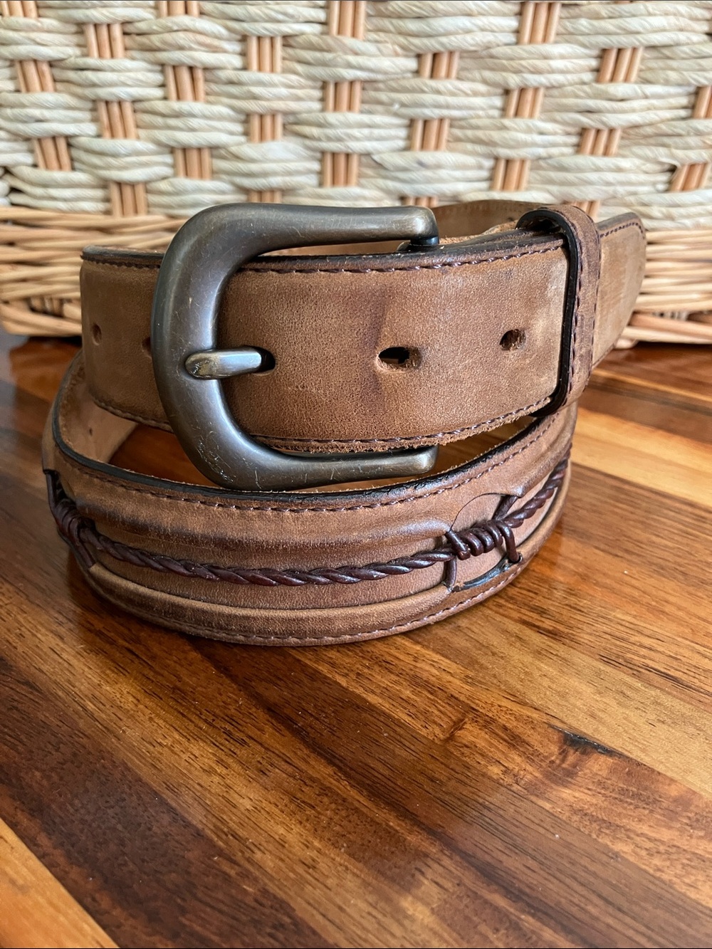 Duluth Trading Leather Belt Size 38 Brown Barbed Wire Western Genuine Leather
